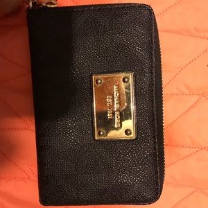 Barley used Michael Kors wristlet